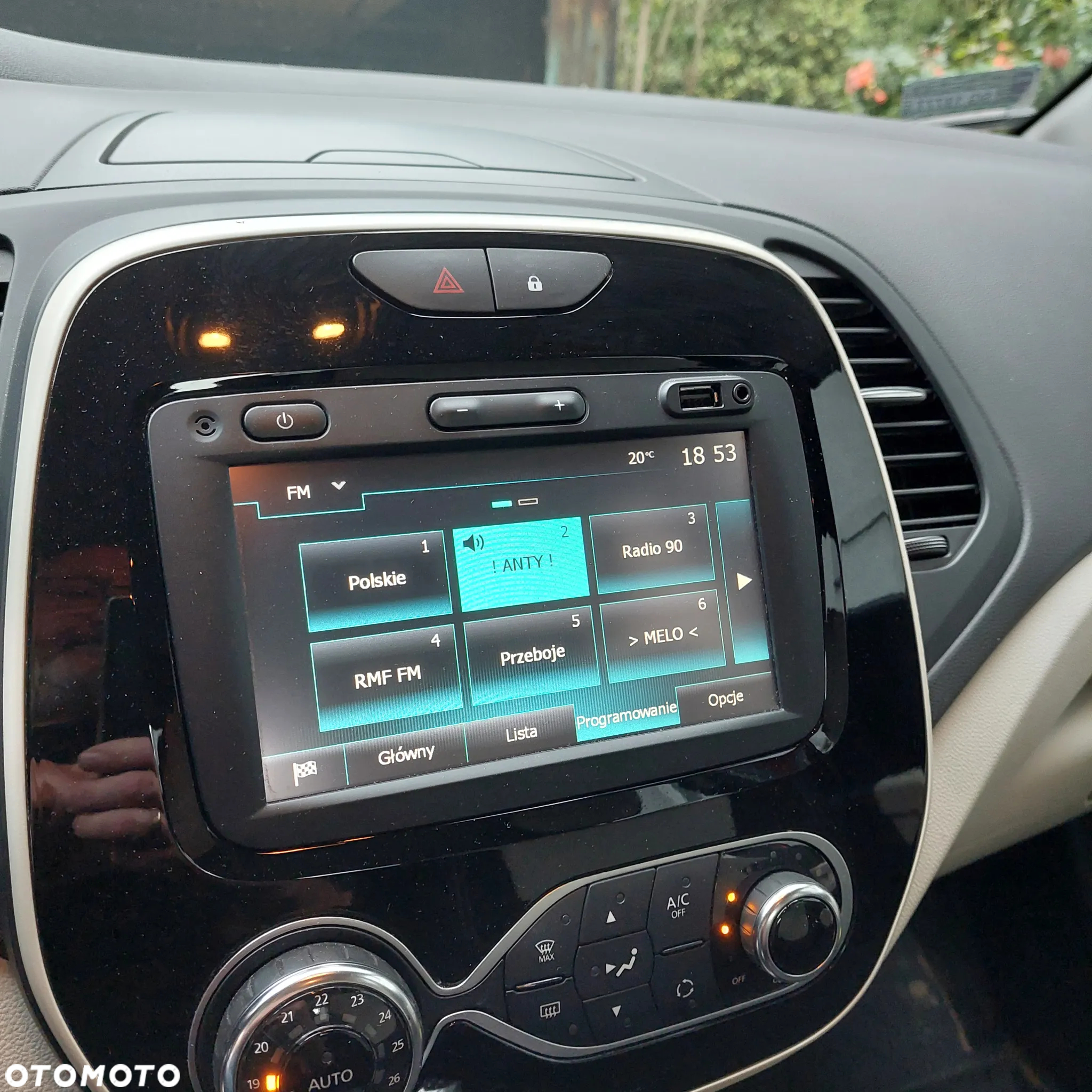 Renault Captur 1.2 Energy TCe Limited - 9