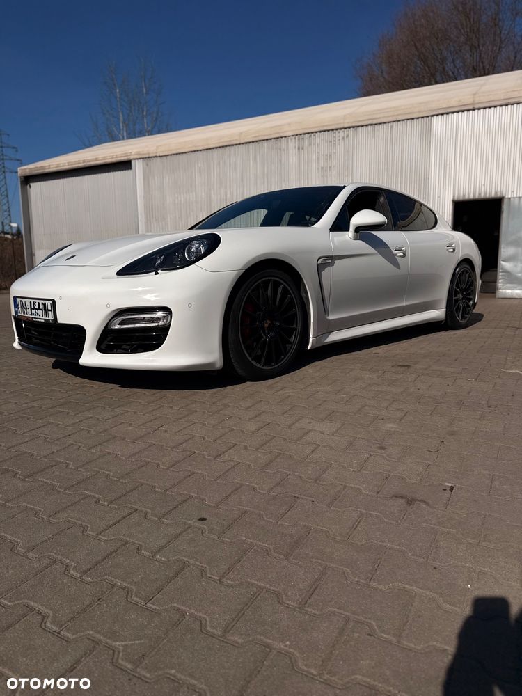 Porsche Panamera ver-gts-pdk - 16