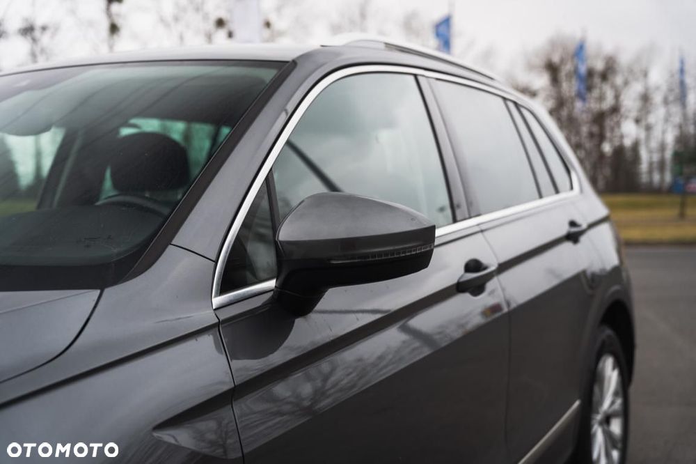 Volkswagen Tiguan - 10