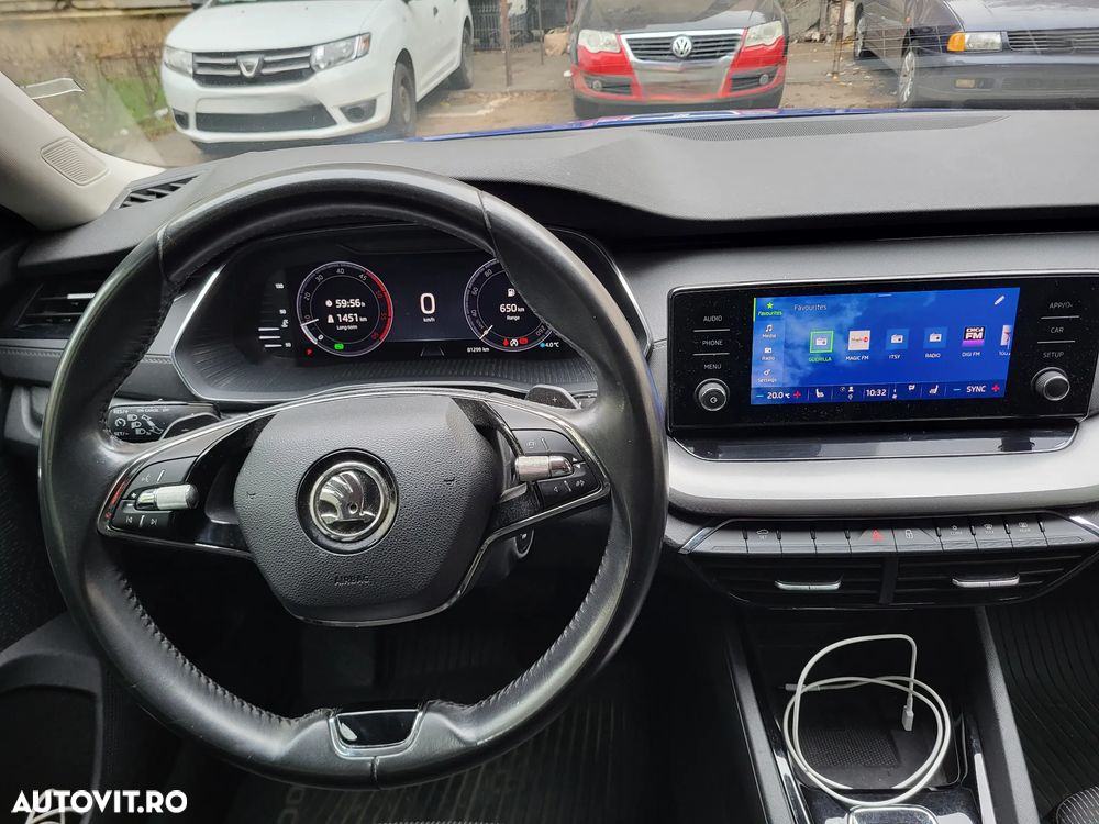 Skoda Octavia 2.0 TDI DSG Ambition - 10