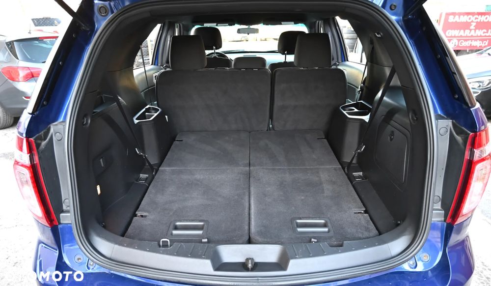 Ford Explorer - 35