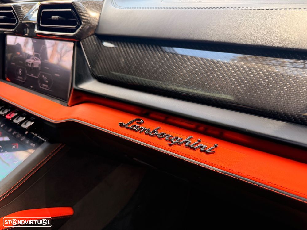 Lamborghini Urus 4.0 V8 SE - 21