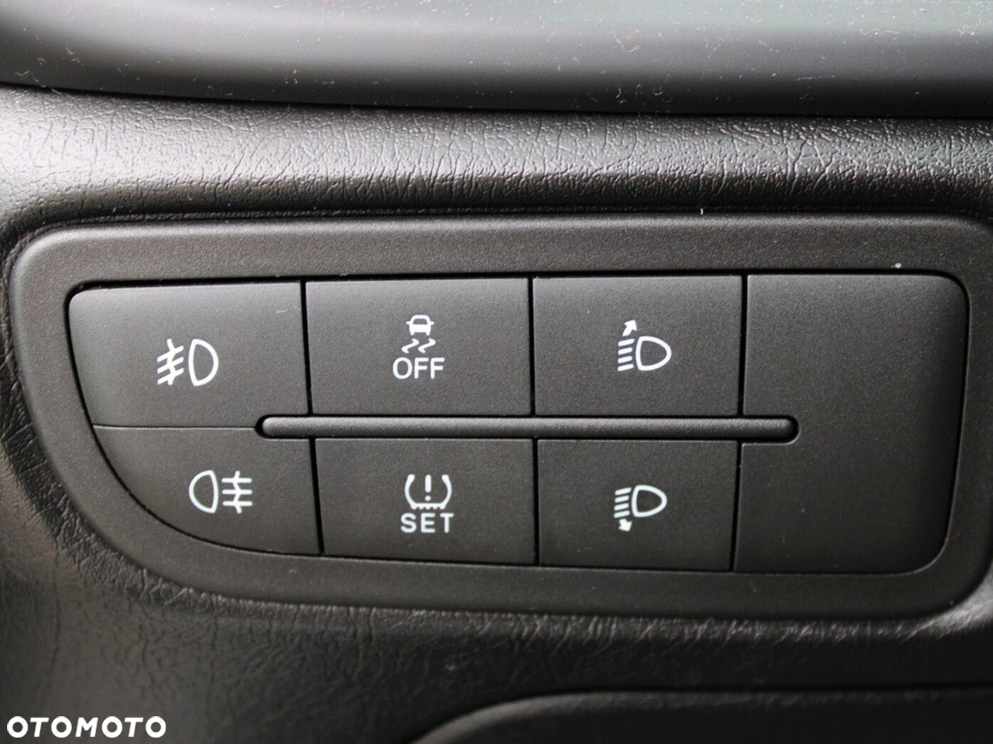 Fiat Tipo 1.4 T-Jet 16v Lounge EU6d - 30