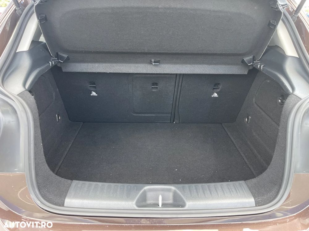 Mercedes-Benz A 180 d 7G-DCT Urban - 25