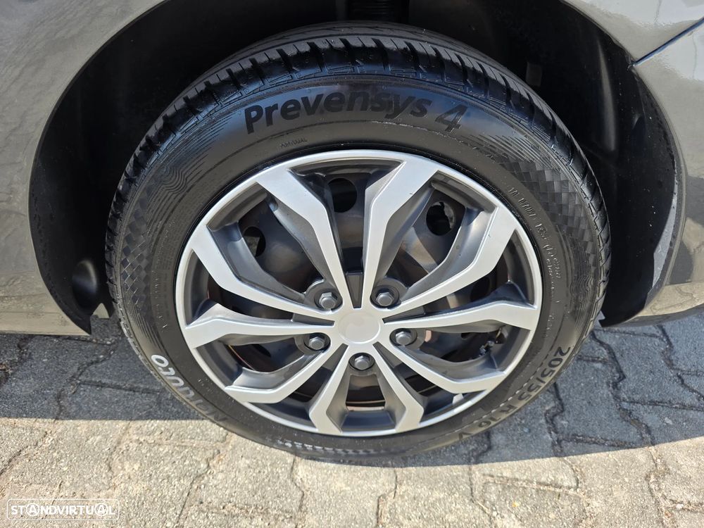 Citroën C4 VTi 95 Attraction - 32