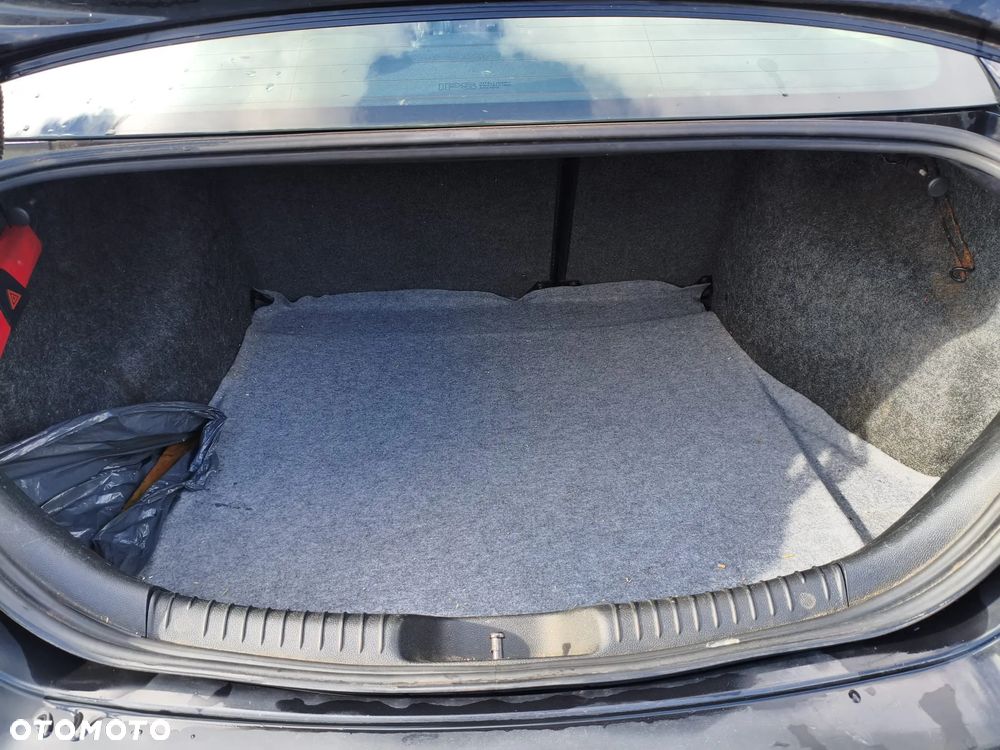 Ford Mondeo 2.0 TDCI Ghia - 21