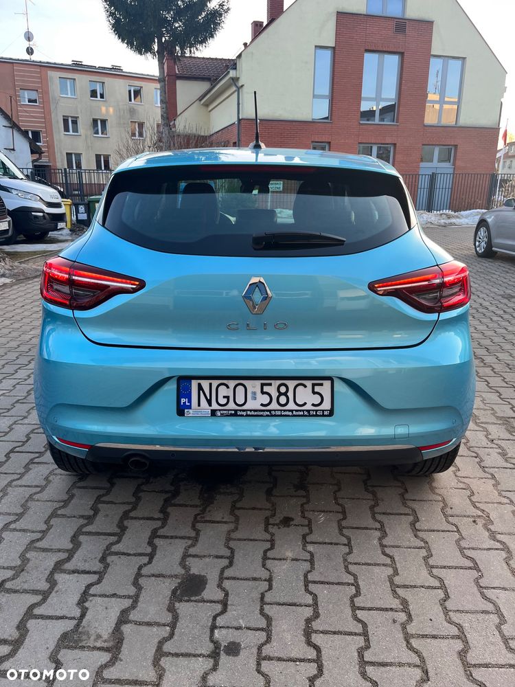 Renault Clio - 8