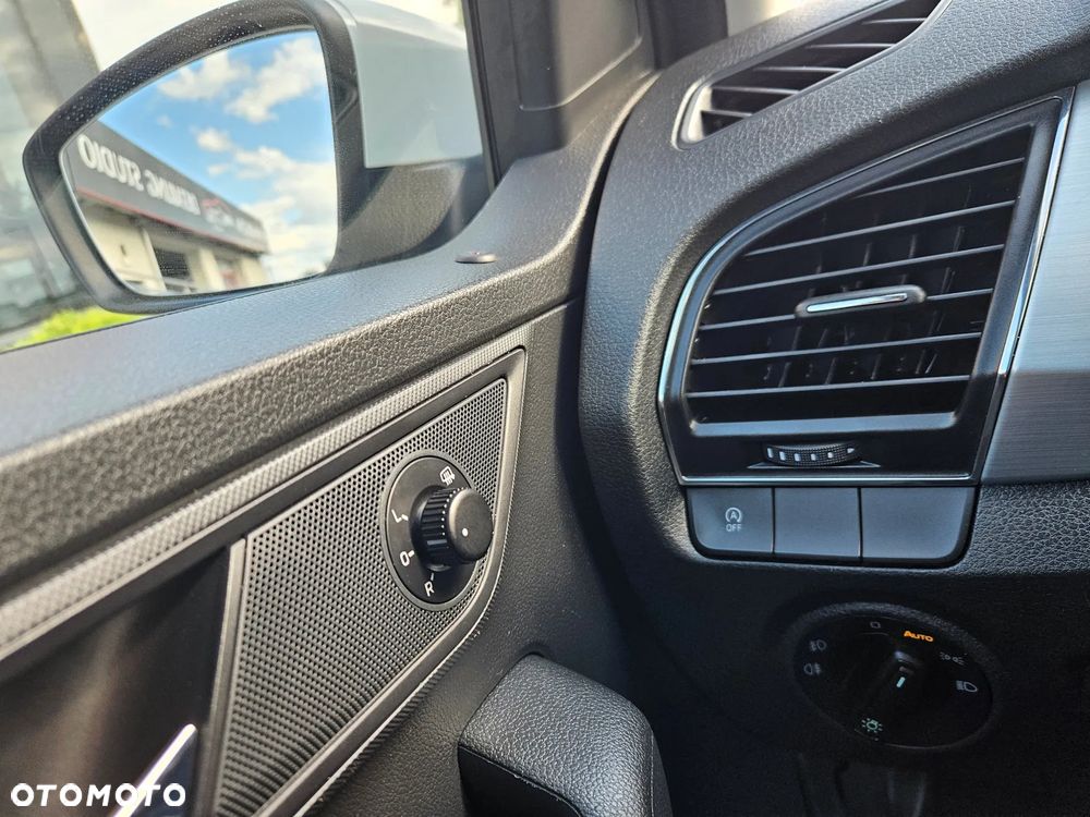 Škoda FABIA VAN 1.0 MPI 75KM Ambition - 17