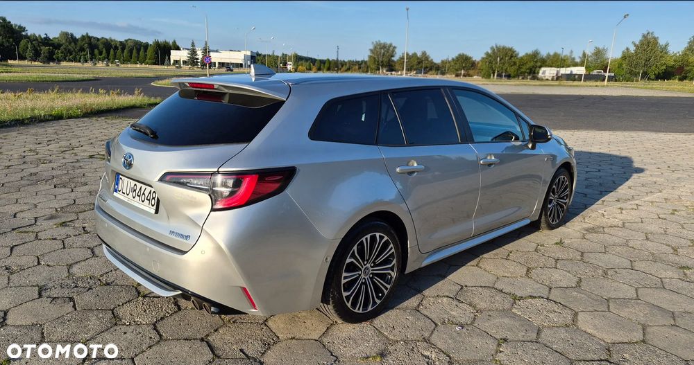 Toyota Corolla 2.0 Hybrid Comfort - 5