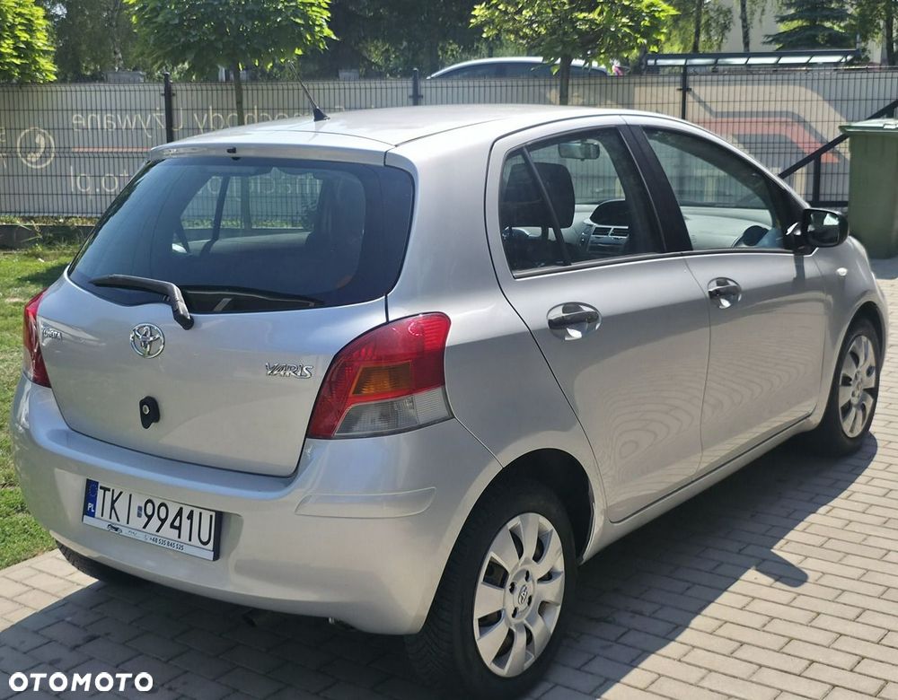Toyota Yaris - 3