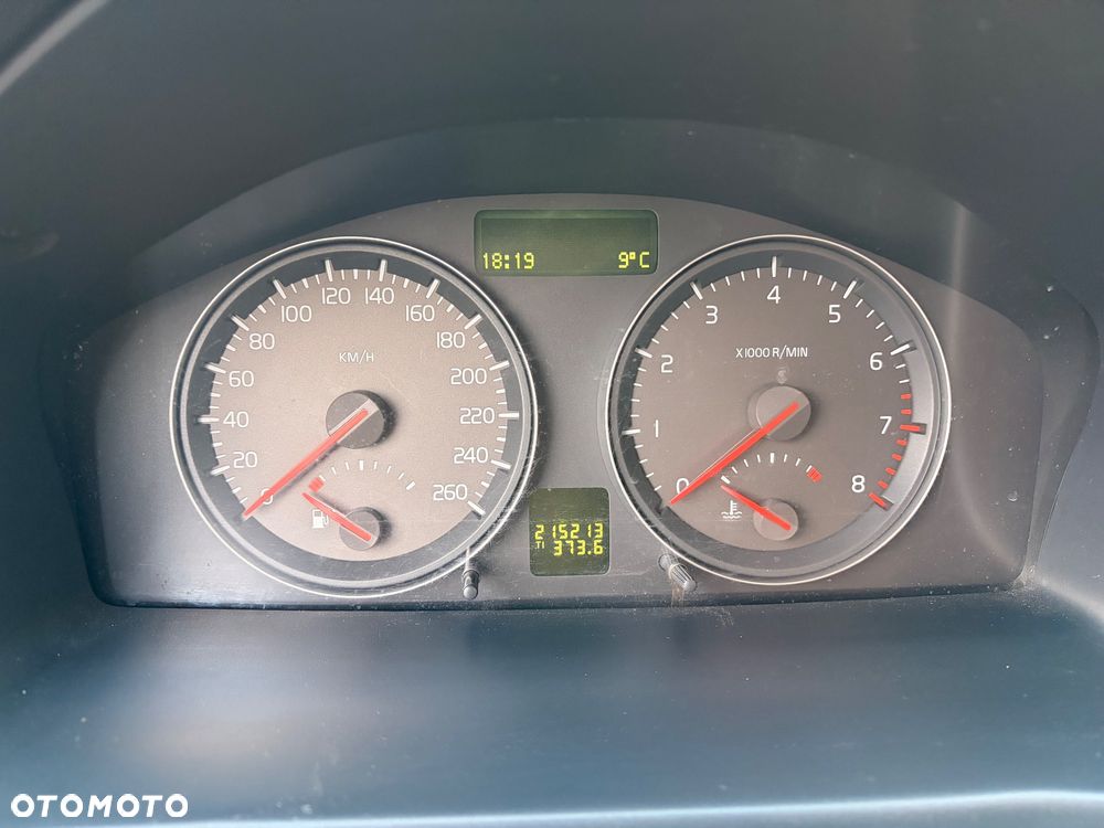 Volvo C70 T5 Momentum - 6
