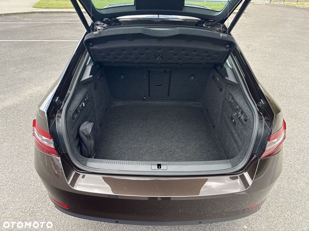 Skoda Superb - 25