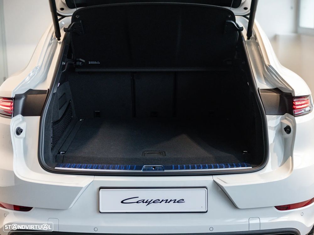 Porsche Cayenne Coupé E-Hybrid Black Edition - 51