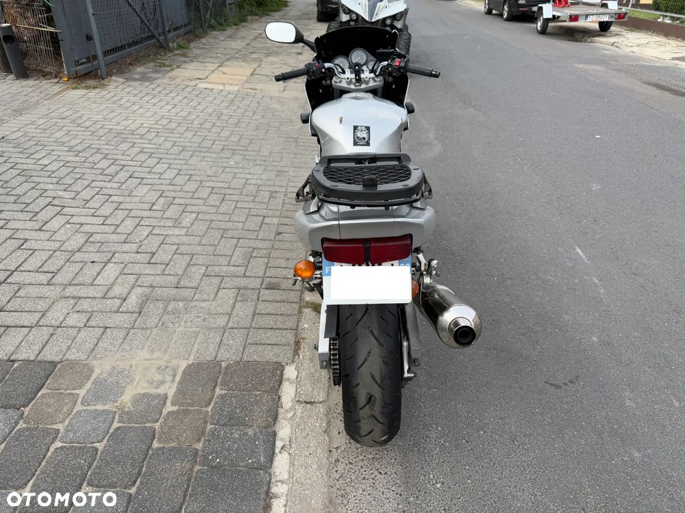 Yamaha FZS - 7