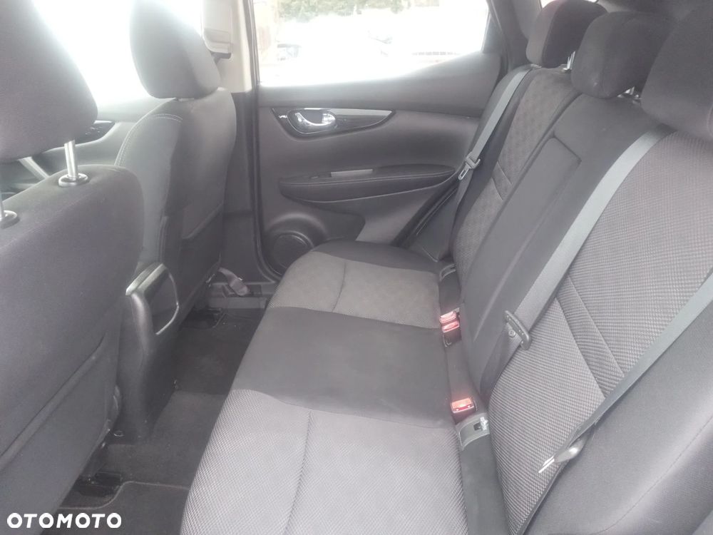 Nissan Qashqai 1.2 DIG-T N-Vision - 15