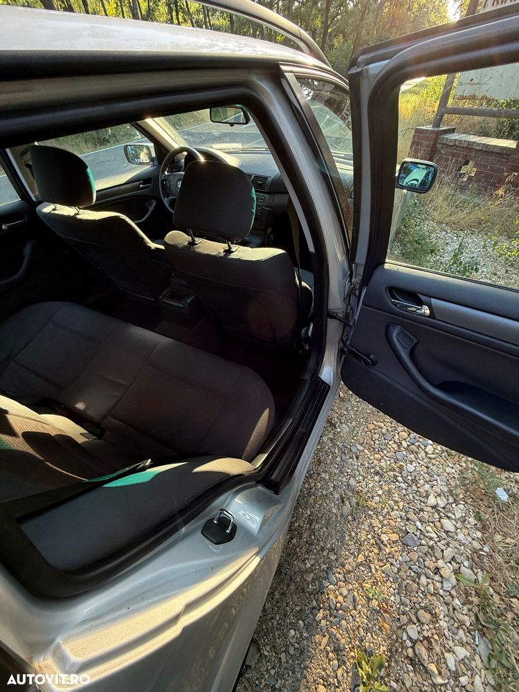 BMW Seria 3 318d Touring - 18