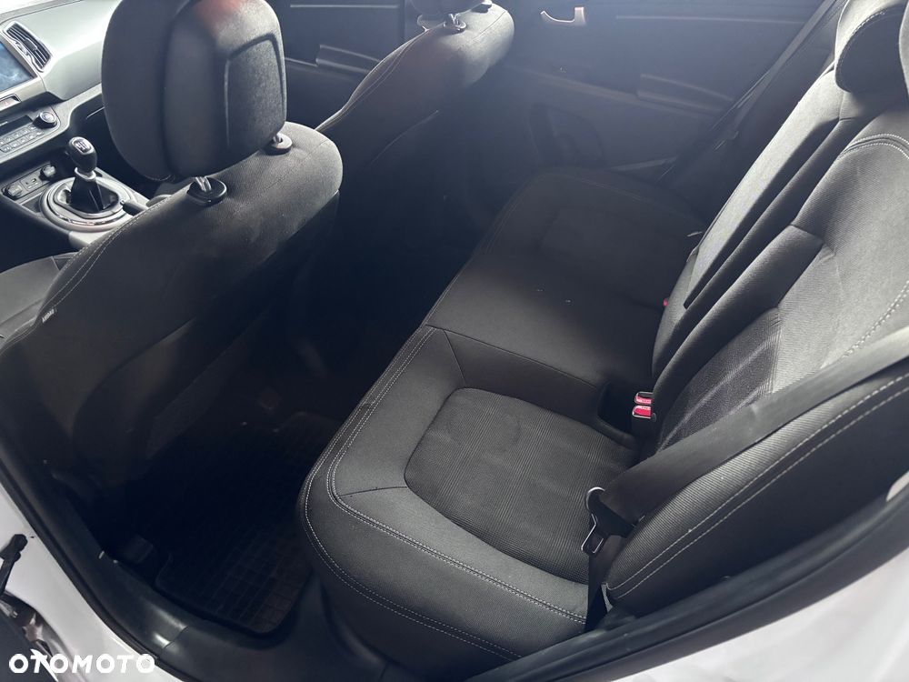 Kia Sportage 1.6 GDI Business Line M 2WD - 11