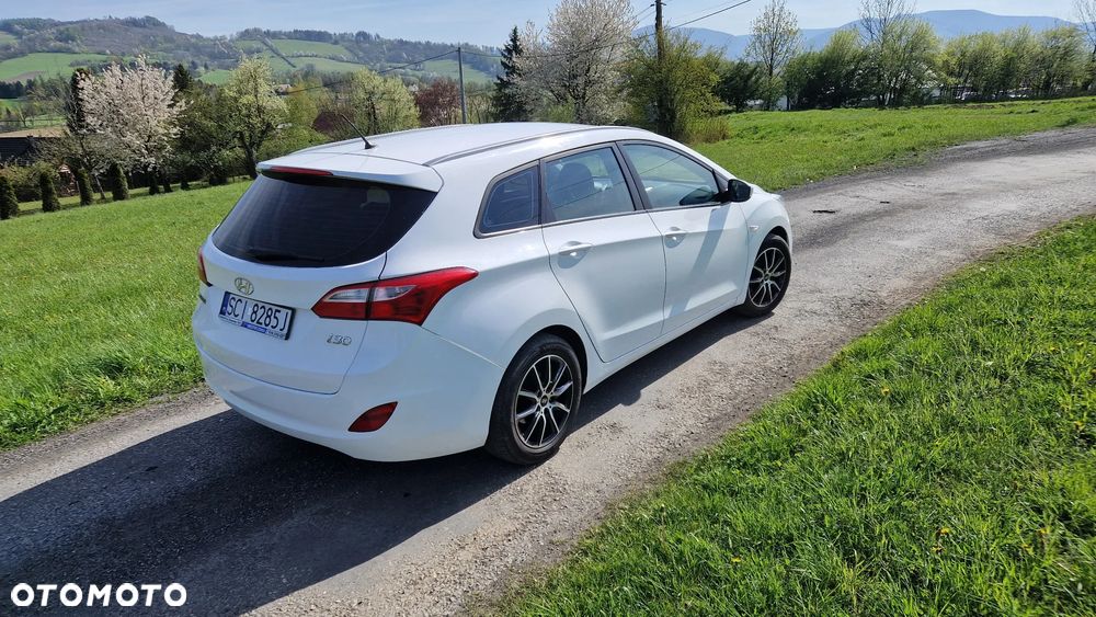 Hyundai i30 1.6 CRDI Intro Edition - 5