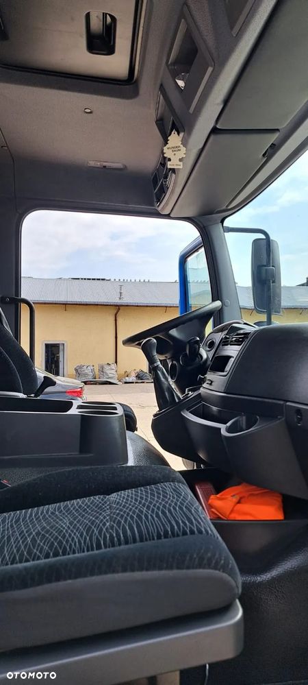 Mercedes-Benz ATEGO - 5