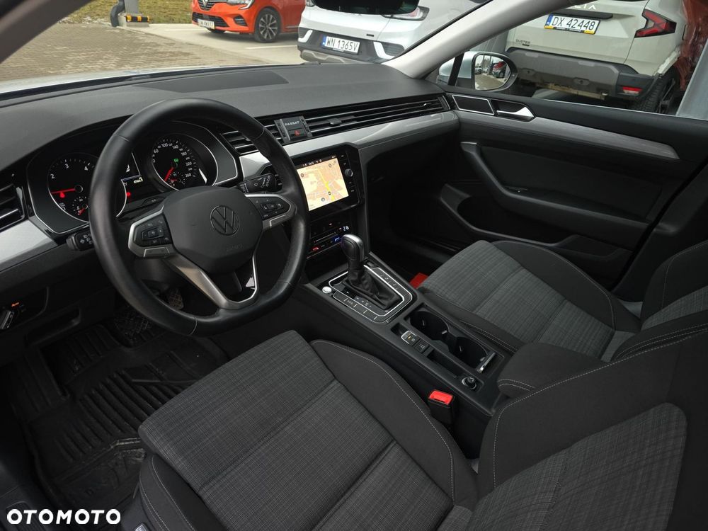 Volkswagen Passat - 23