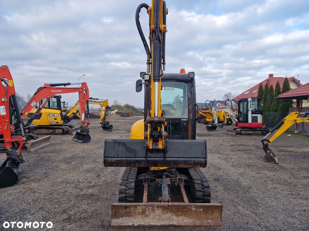 JCB 8026 cts  , Bobcat E 27z , Yanmar Vio 27, Kubota 037-4 - 8