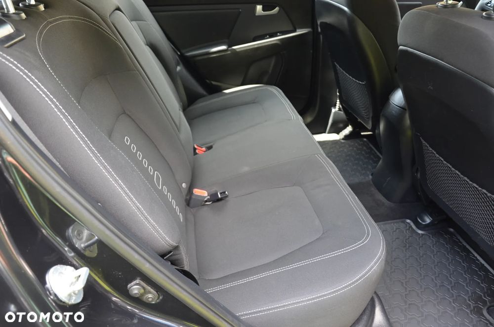 Kia Sportage 2.0 CRDI L 2WD - 29