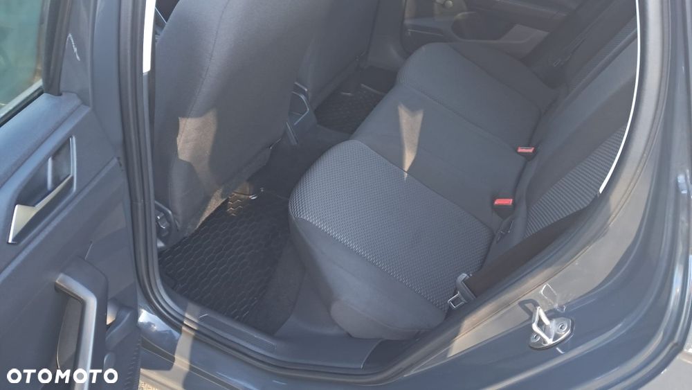 Volkswagen Polo - 7