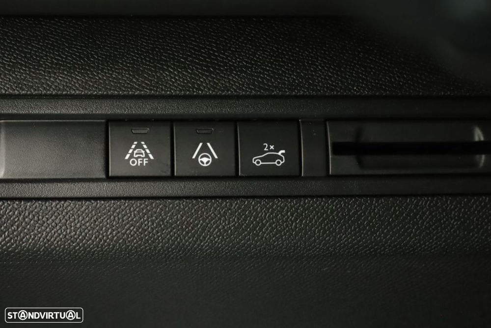 Peugeot 3008 1.2 Hybrid GT e-DCS6 - 20