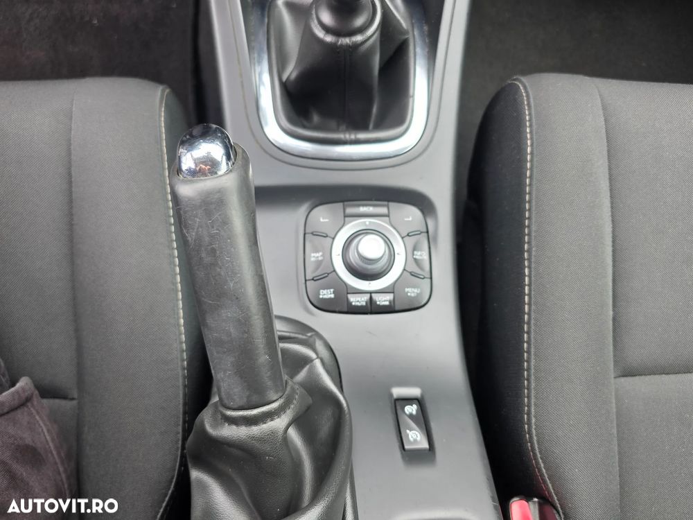 Renault Megane dCi 110 FAP LIMITED - 19