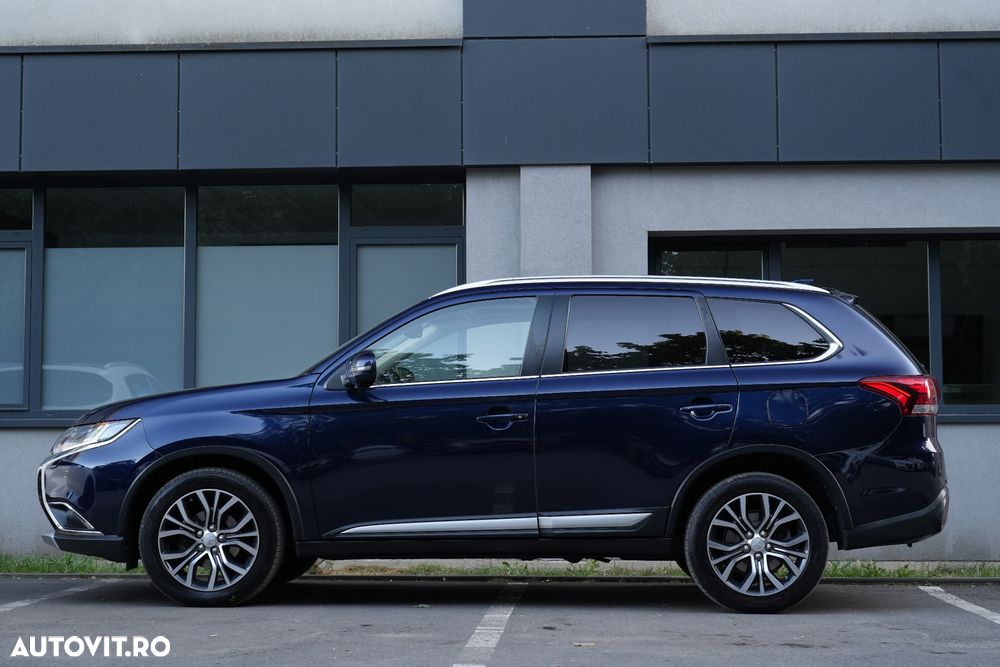 Mitsubishi Outlander 2.2 DI-D 4WD Automatik Diamant Edition - 21
