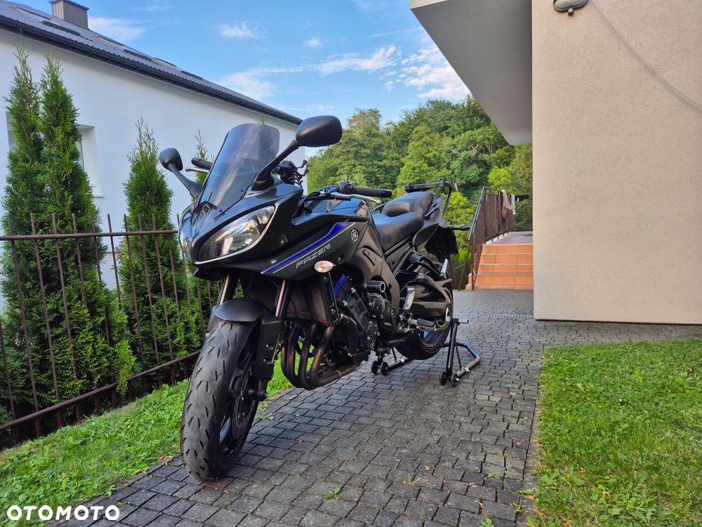 Yamaha FZ8 - 6
