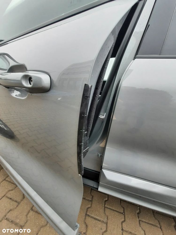 Ford Kuga 2.5P PHEV FWD ST-Line X - 28