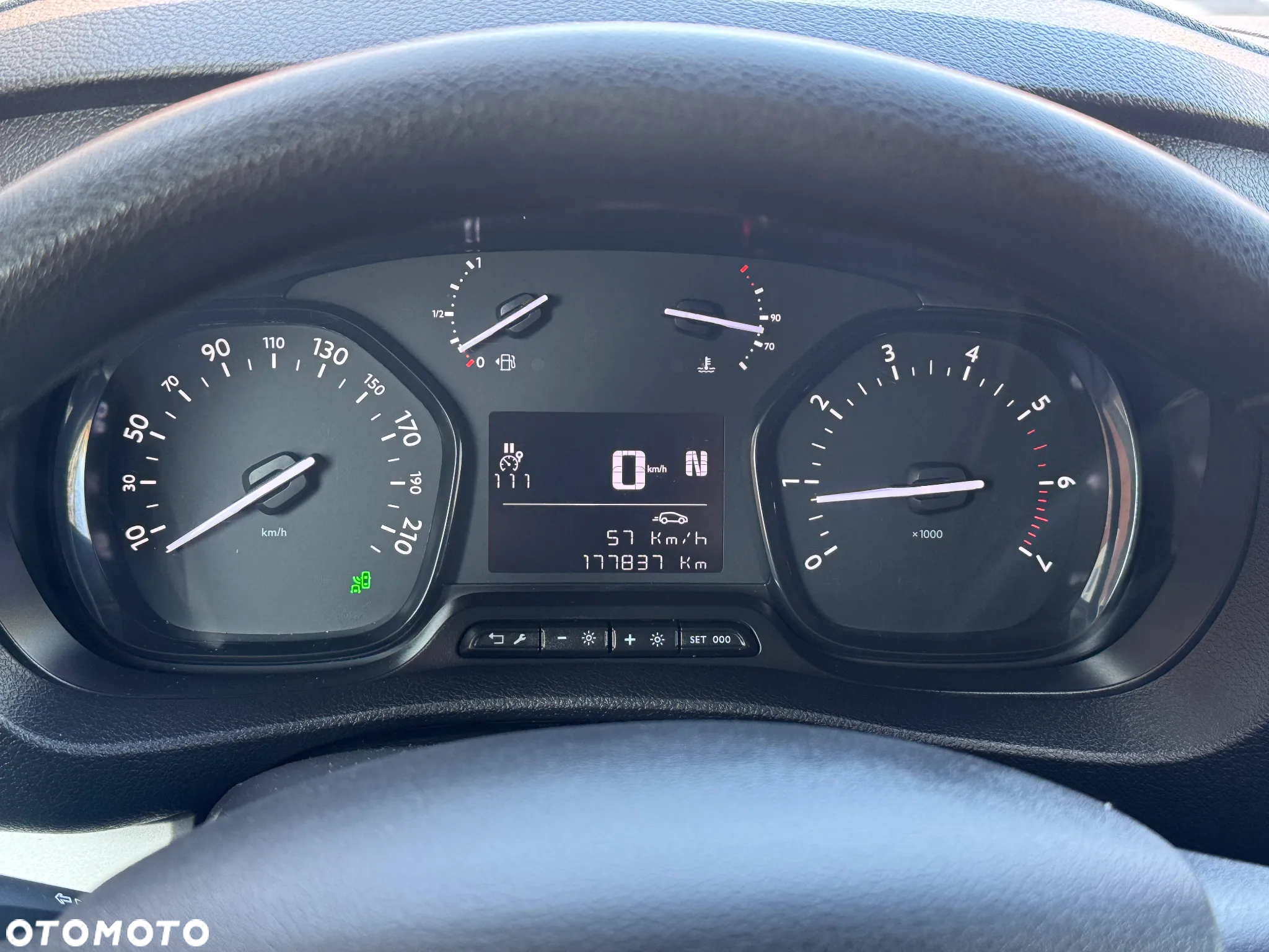 Opel VIVARO - 18