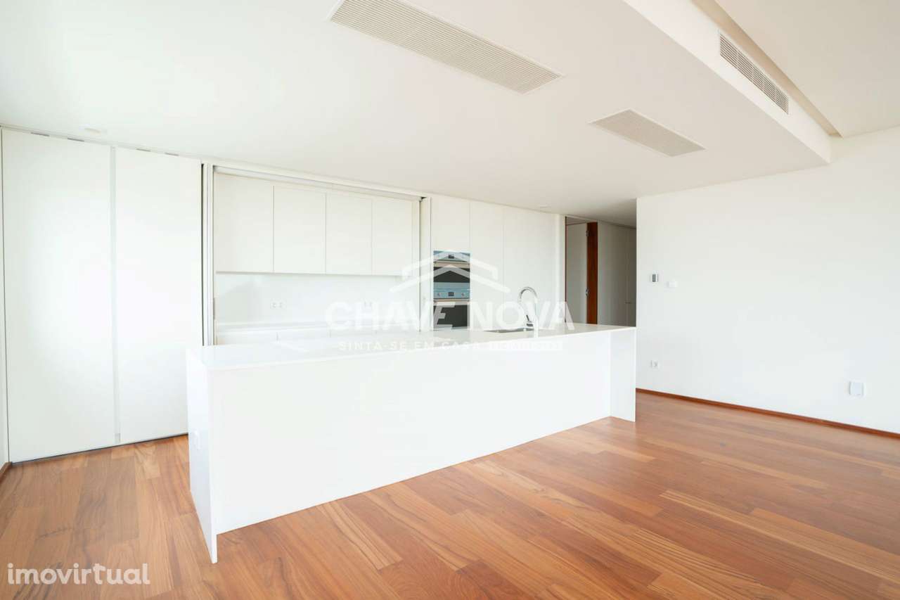 T4 Novo C/ Varanda e Piscina em Canidelo - Grande imagem: 4/19