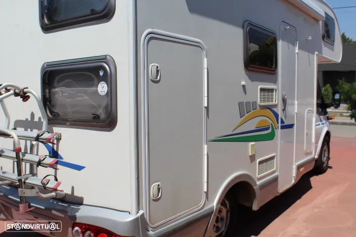 Ford Transit CHAUSSON FLASH S3 - 14