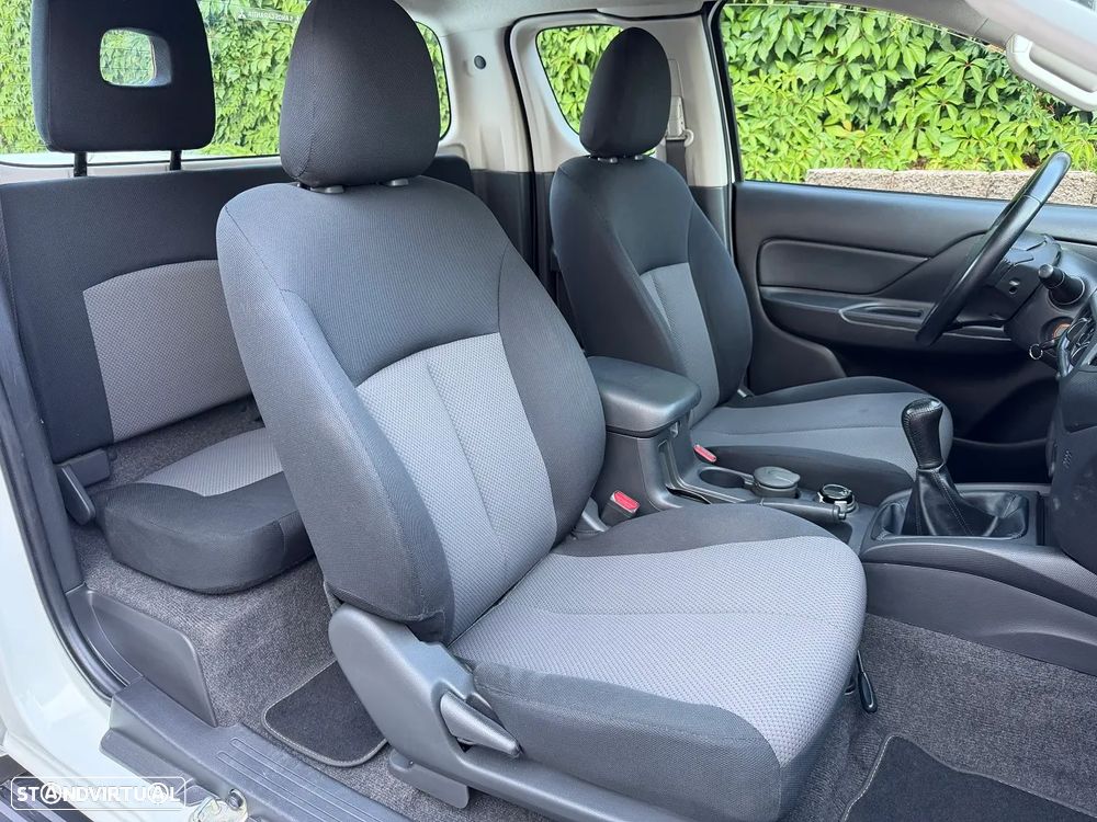 Mitsubishi L200 2.3 DI-D SpaceCab 4WD 3L - 19