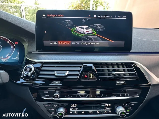 BMW Seria 5 520d xDrive AT MHEV - 25