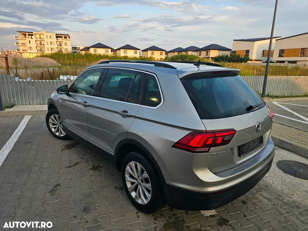 Volkswagen Tiguan 2.0 TDI 4Mot DSG Comfortline - 21