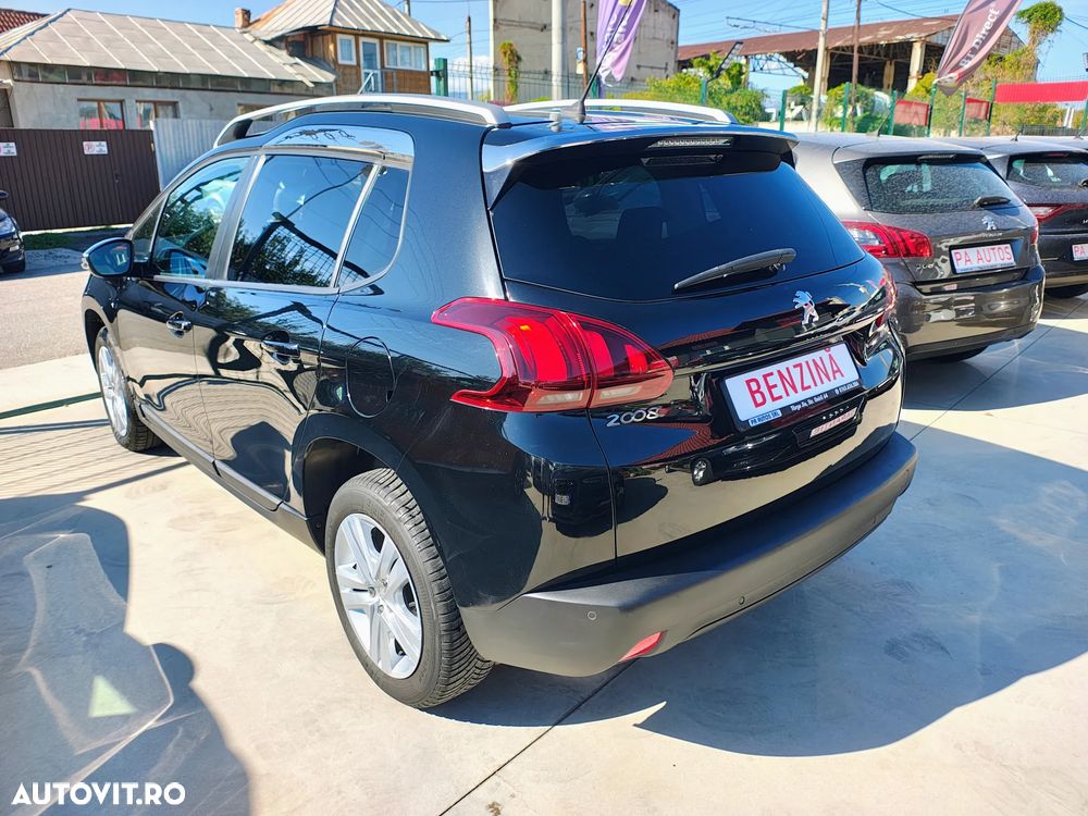 Peugeot 2008 PureTech 110 Stop&Start Urban Move - 3