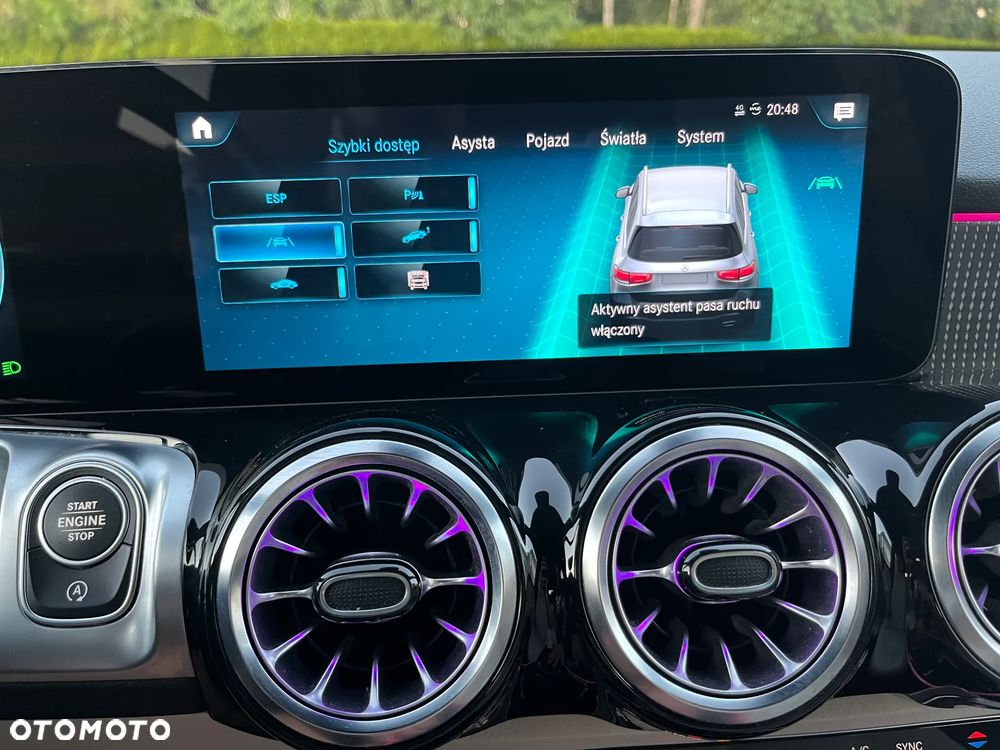 Mercedes-Benz GLB 200 Progressive 7G-DCT - 35