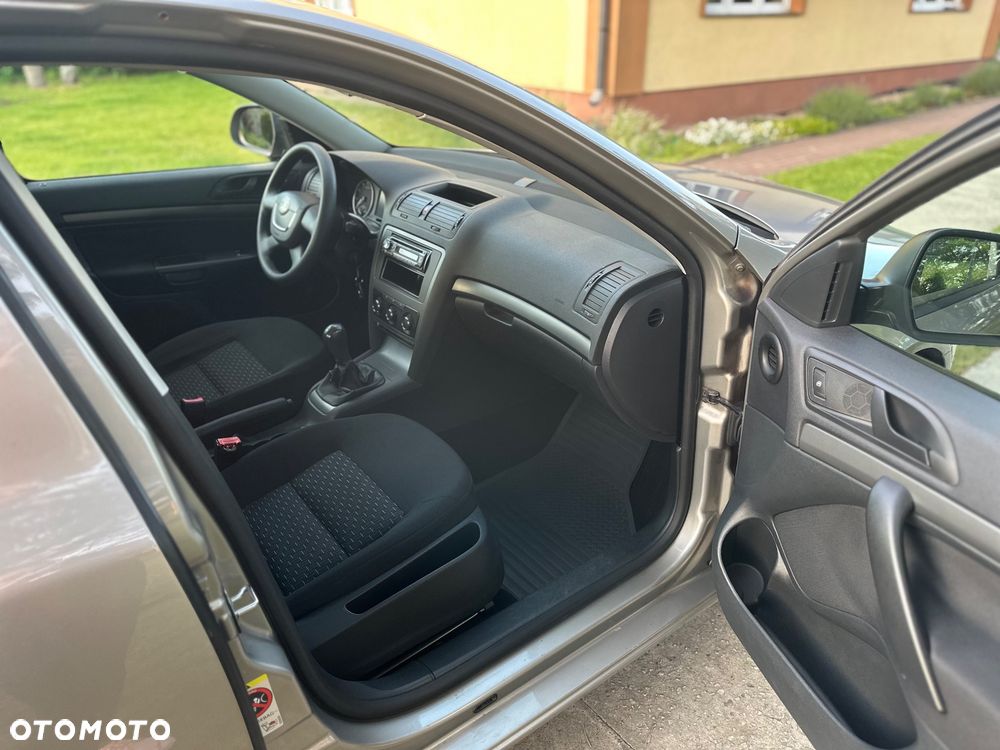 Skoda Octavia 1.6 Classic - 9