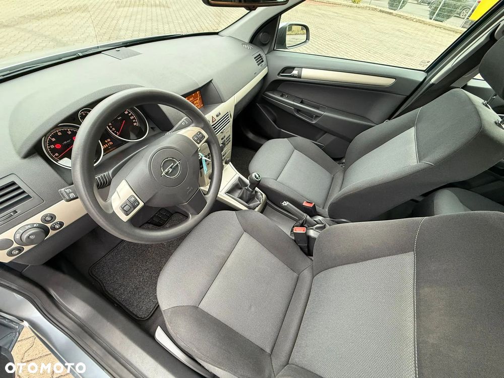 Opel Astra 1.4 Comfort / Cool - 19