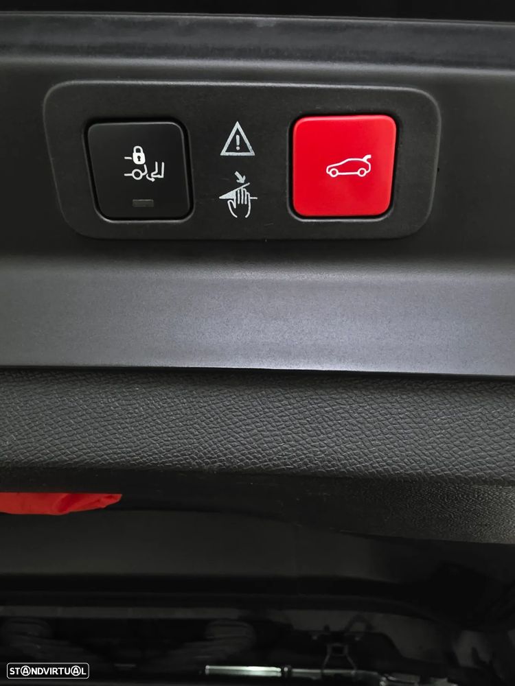 Peugeot 5008 1.5 BlueHDi GT Line J19 EAT8 - 19