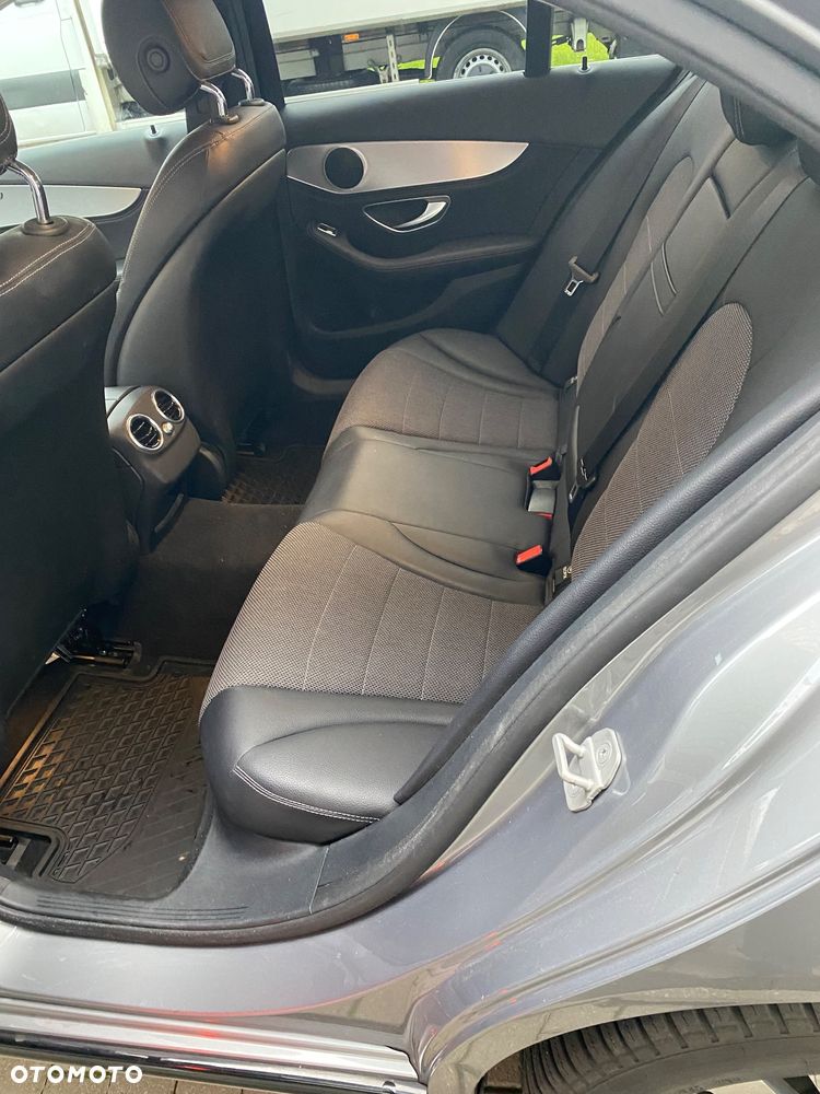 Mercedes-Benz Klasa C 200 7G-TRONIC - 7