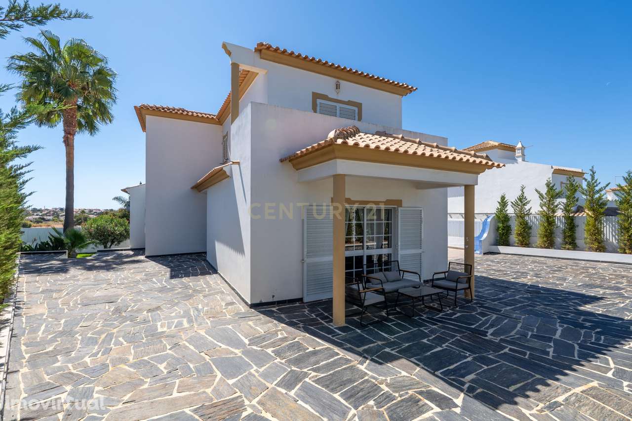 Moradia Isolada T3 com Piscina – Vale de Parra, Albufeira - a 5 minuto - Grande imagem: 3/40