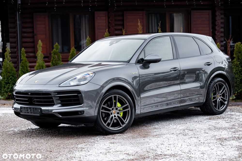 Porsche Cayenne S E-Hybrid - 3