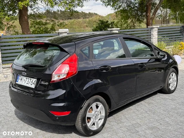 Ford Fiesta 1.6 TDCI Champions Edition - 4