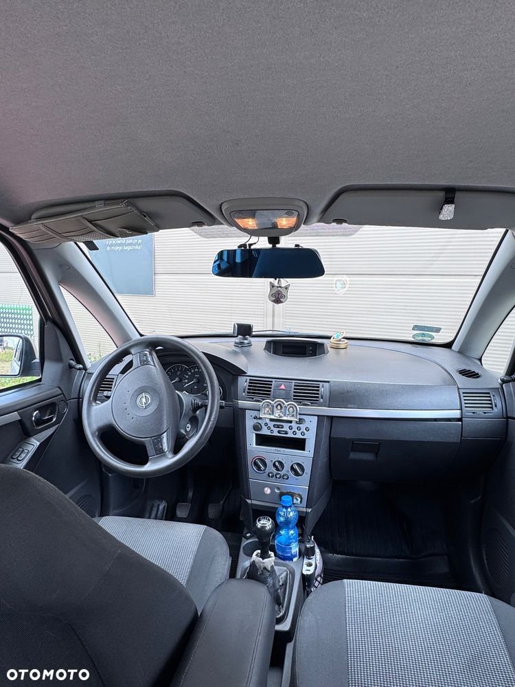 Opel Meriva 1.6 (Essentia) - 4