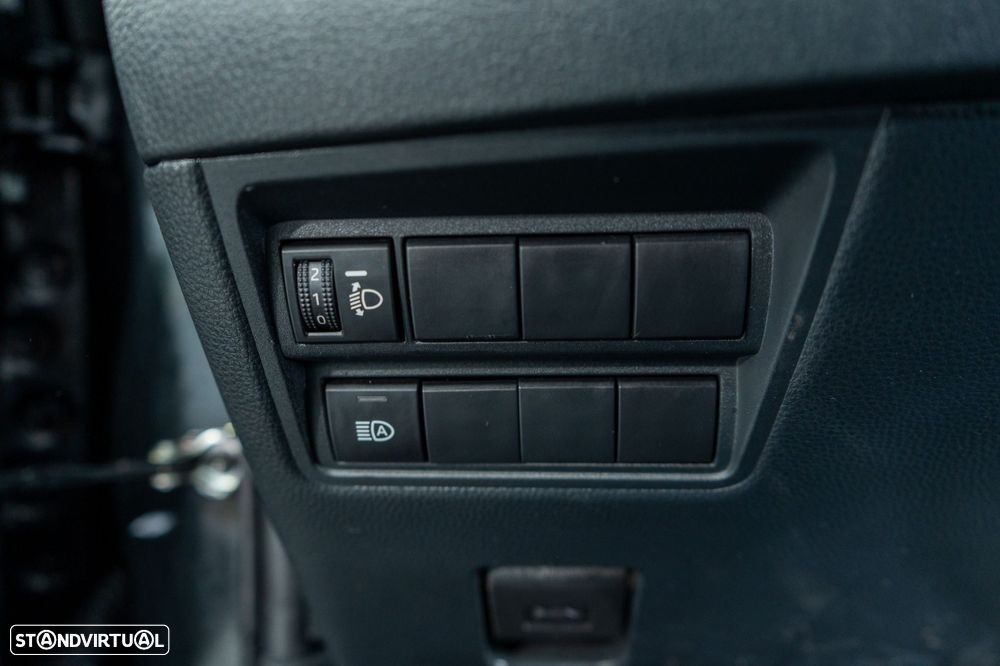 Toyota Yaris 1.5 HDF Comfort - 18