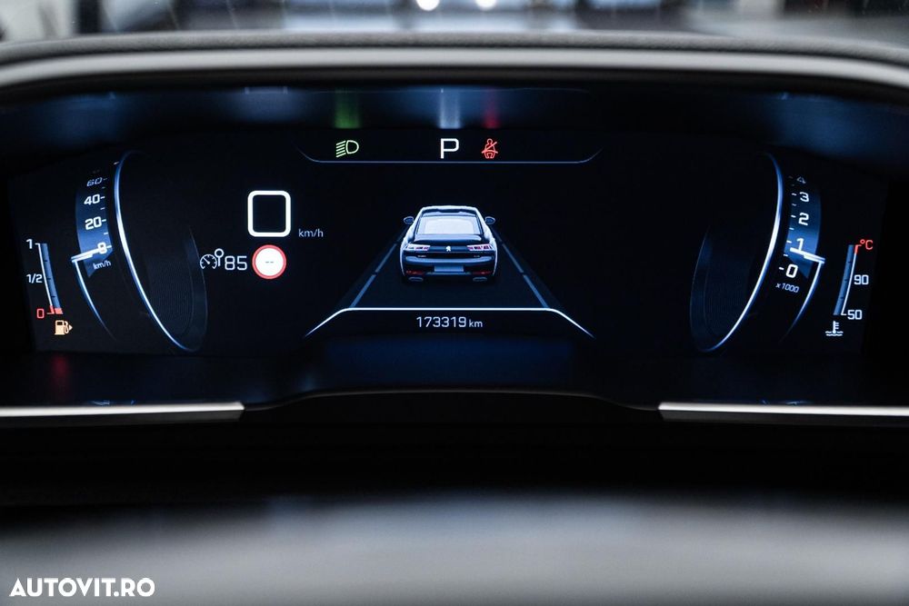 Peugeot 508 PureTech 130 EAT8 Allure Pack - 26